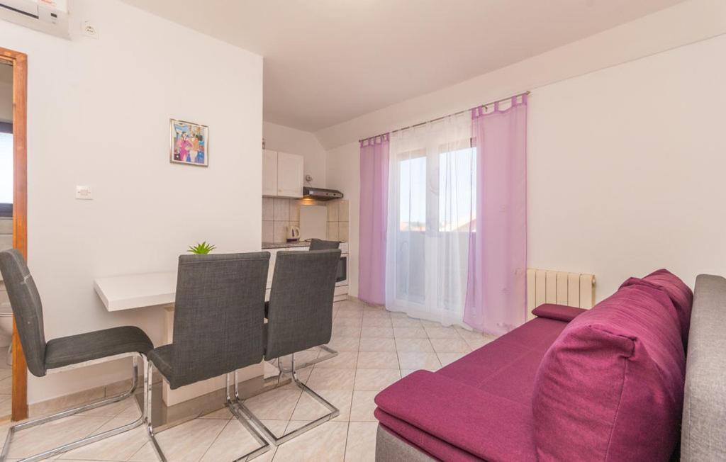 Apartments Mikulic Biograd Na Moru Ngoại thất bức ảnh