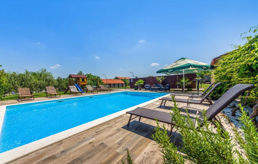 Apartments Mikulic Biograd Na Moru Ngoại thất bức ảnh