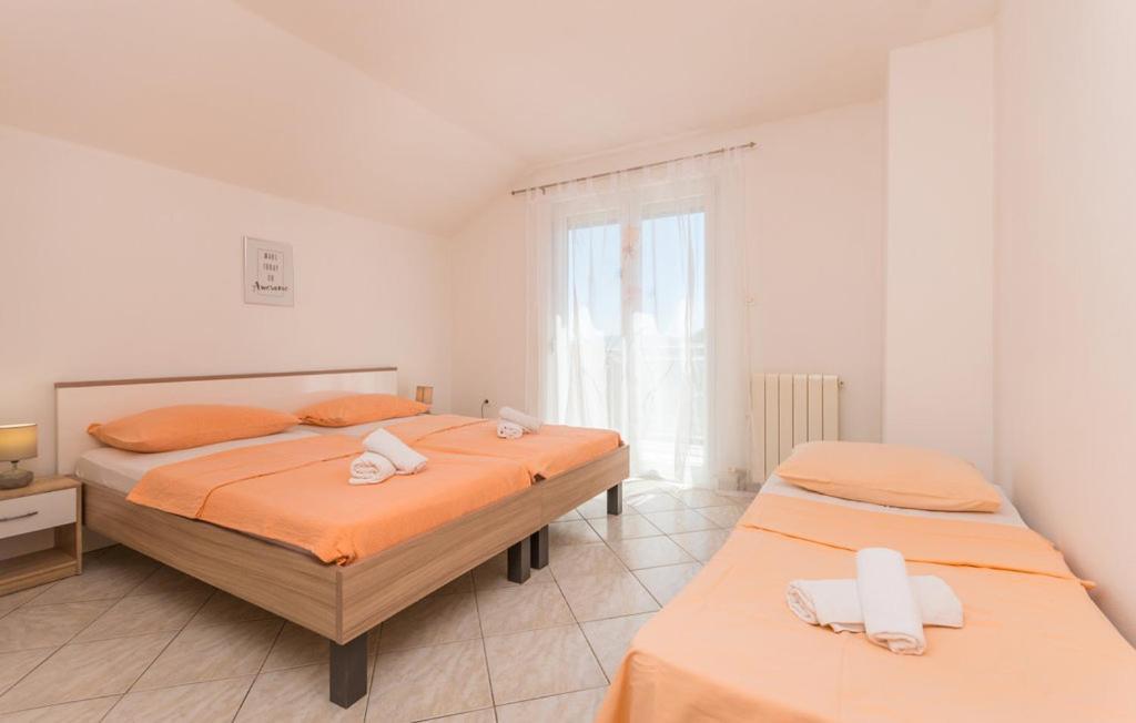 Apartments Mikulic Biograd Na Moru Ngoại thất bức ảnh