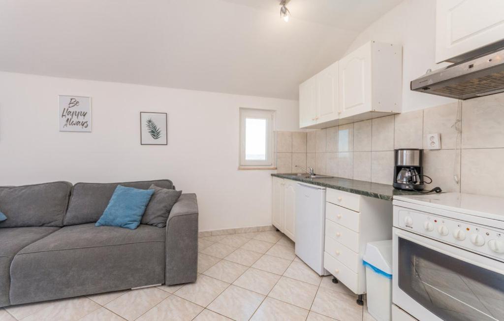 Apartments Mikulic Biograd Na Moru Ngoại thất bức ảnh