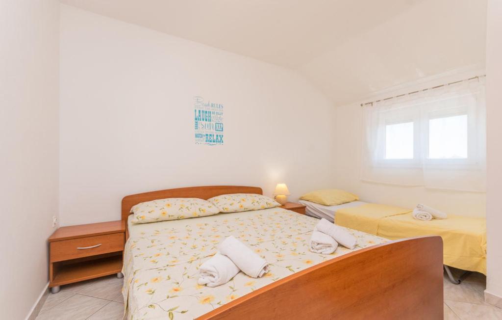 Apartments Mikulic Biograd Na Moru Ngoại thất bức ảnh