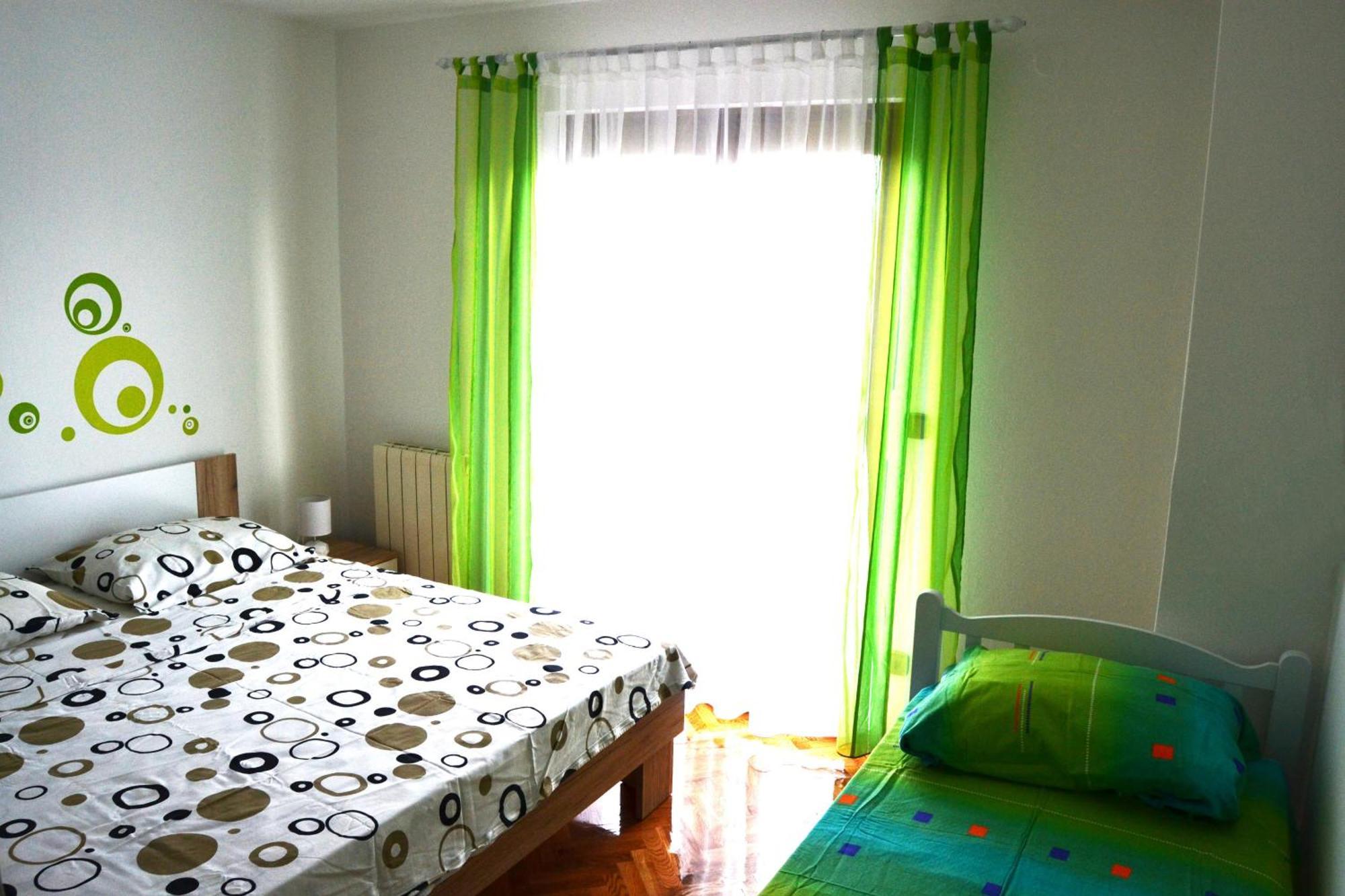 Apartments Mikulic Biograd Na Moru Phòng bức ảnh